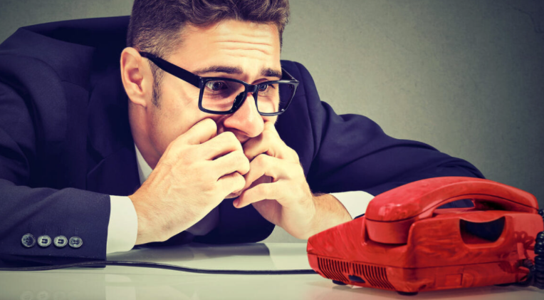 Recruitment by Email Is Costing Everyone Time